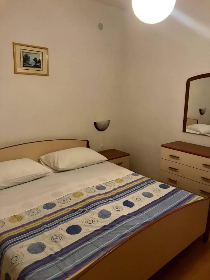 Apartment Damira Водице Екстер'єр фото