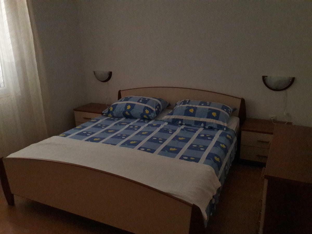 Apartment Damira Водице Екстер'єр фото